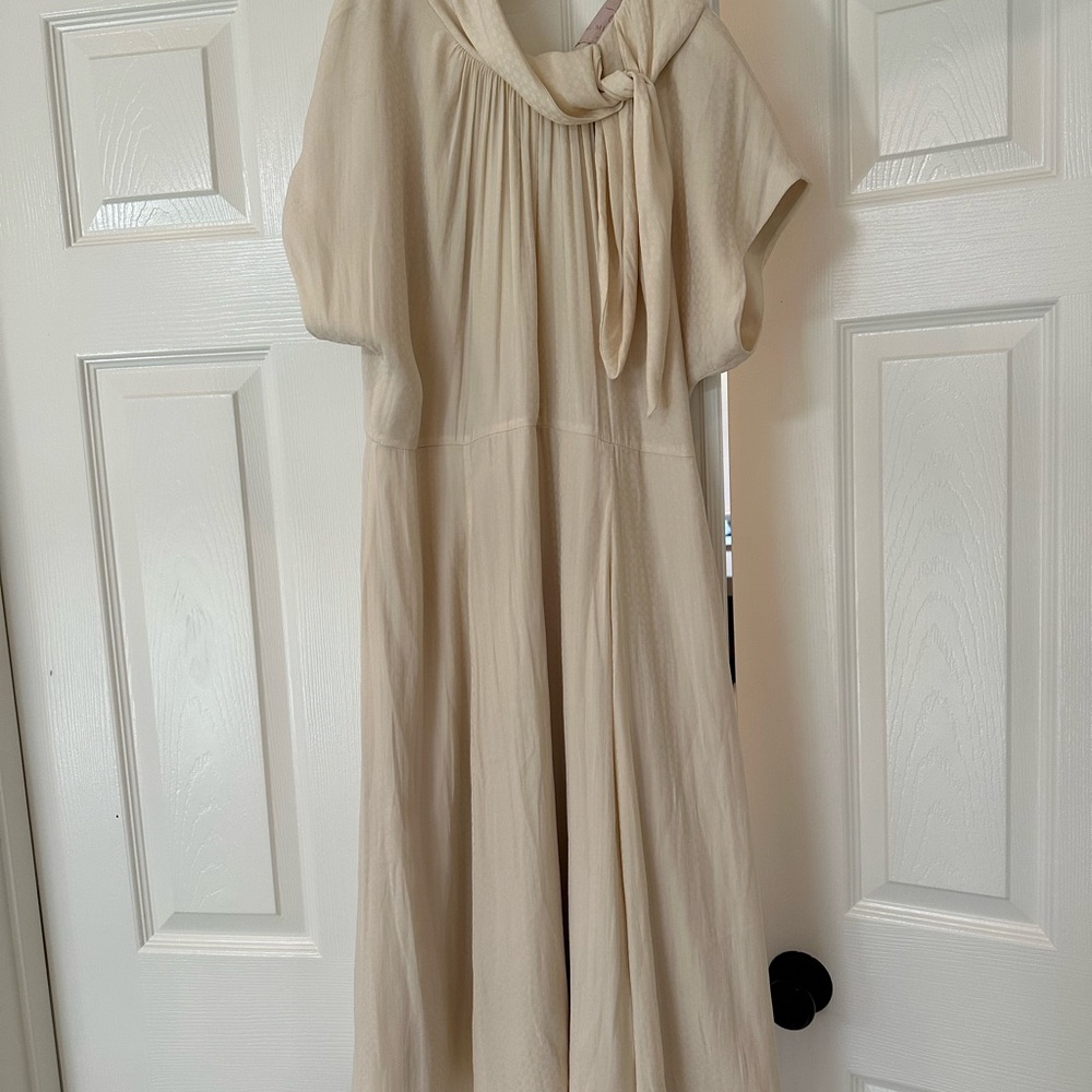 Gal Meets Glam Aimee Elegant Cream Midi Dress